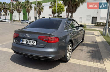 Седан Audi A4 2013 в 