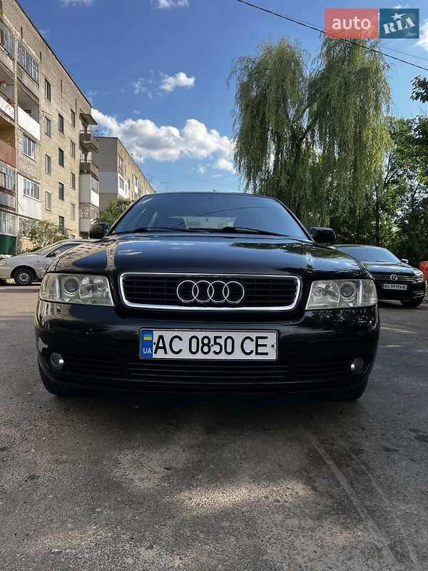 Седан Audi A4 2001 в Ковелі