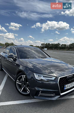 Седан Audi A4 2016 в 