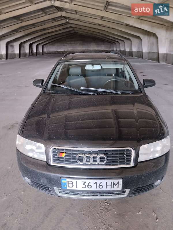 Универсал Audi A4 2003 в 
