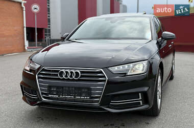 Седан Audi A4 2017 в 