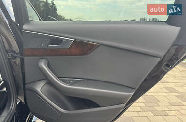Седан Audi A4 2019 в 