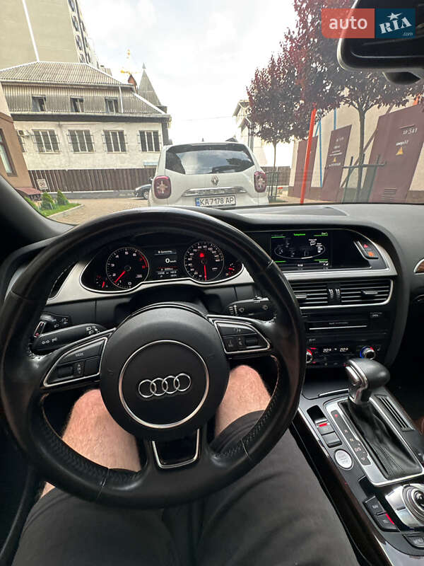 Седан Audi A4 2014 в Івано-Франківську