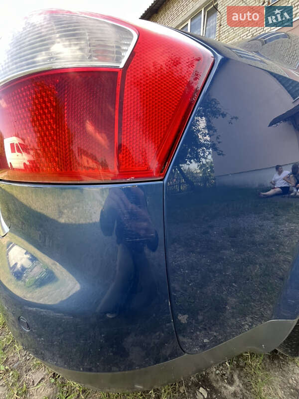 Седан Audi A4 2002 в Івано-Франково