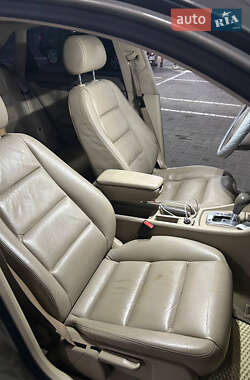Седан Audi A4 2002 в 