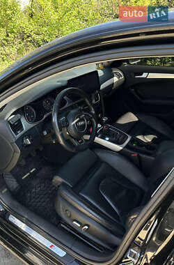 Седан Audi A4 2014 в 