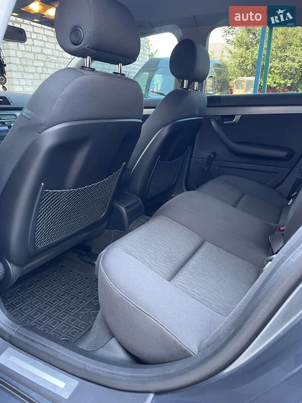 Седан Audi A4 2006 в Коростышеве