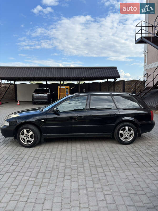 Универсал Audi A4 2001 в Кременчуге