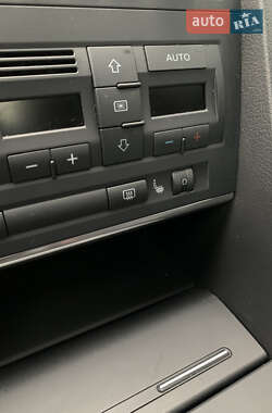 Седан Audi A4 2006 в 