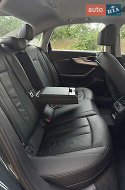 Седан Audi A4 2017 в 