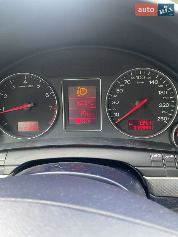 Універсал Audi A4 2002 в Києві