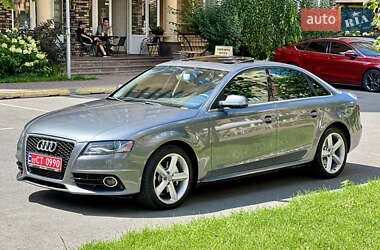 Седан Audi A4 2012 в 
