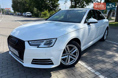 Седан Audi A4 2016 в 