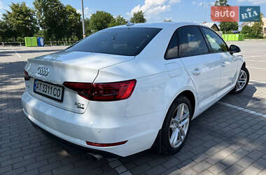 Седан Audi A4 2016 в 