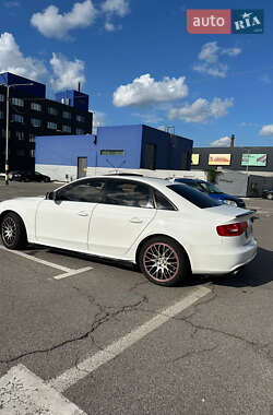 Седан Audi A4 2012 в 