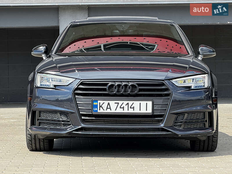 Седан Audi A4 2016 в Киеве