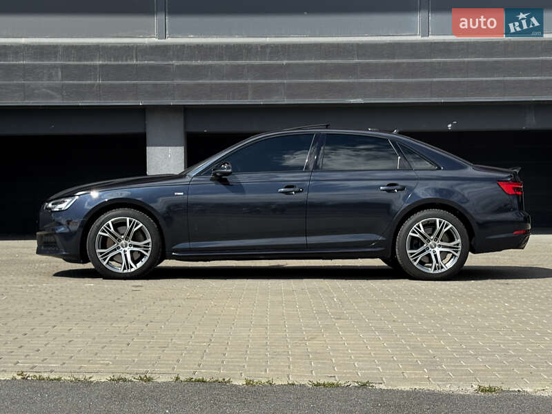 Седан Audi A4 2016 в Киеве
