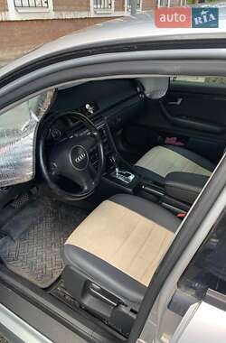 Седан Audi A4 2002 в Днепре