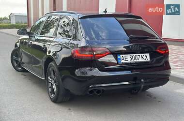 Универсал Audi A4 2013 в 