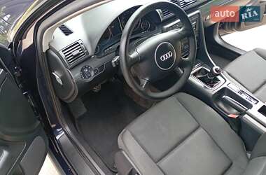 Седан Audi A4 2001 в 