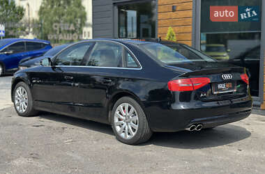 Седан Audi A4 2013 в 