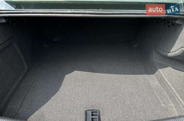 Седан Audi A4 2013 в 