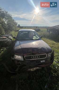 Седан Audi A4 1996 в 
