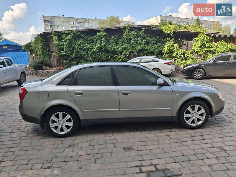 Седан Audi A4 2003 в Харькове