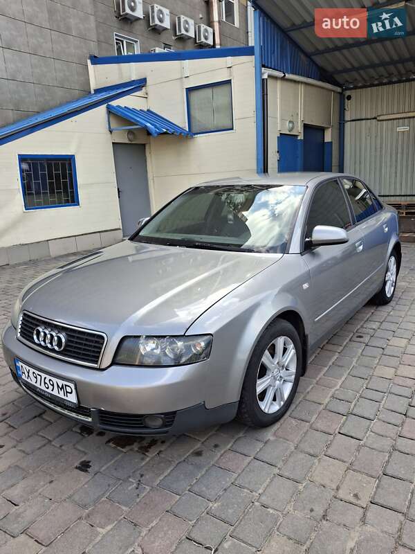 Седан Audi A4 2003 в Харькове