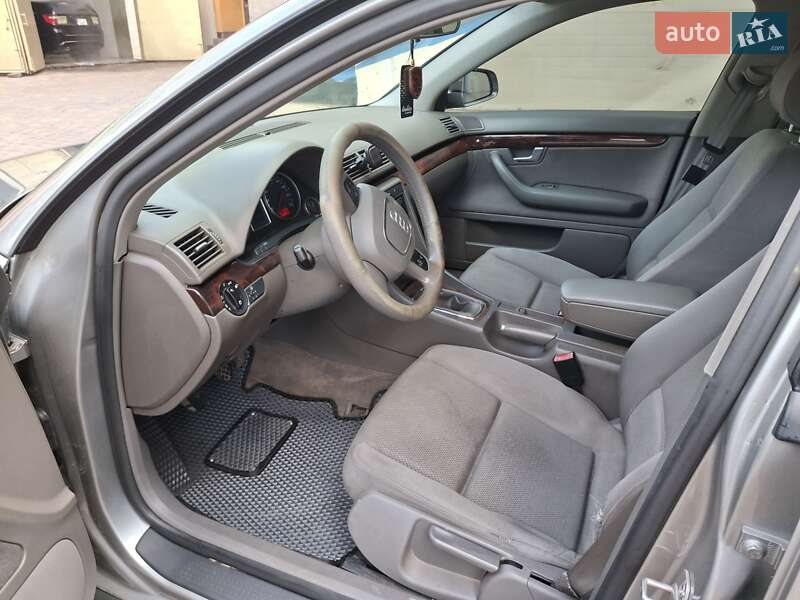 Седан Audi A4 2003 в Харькове