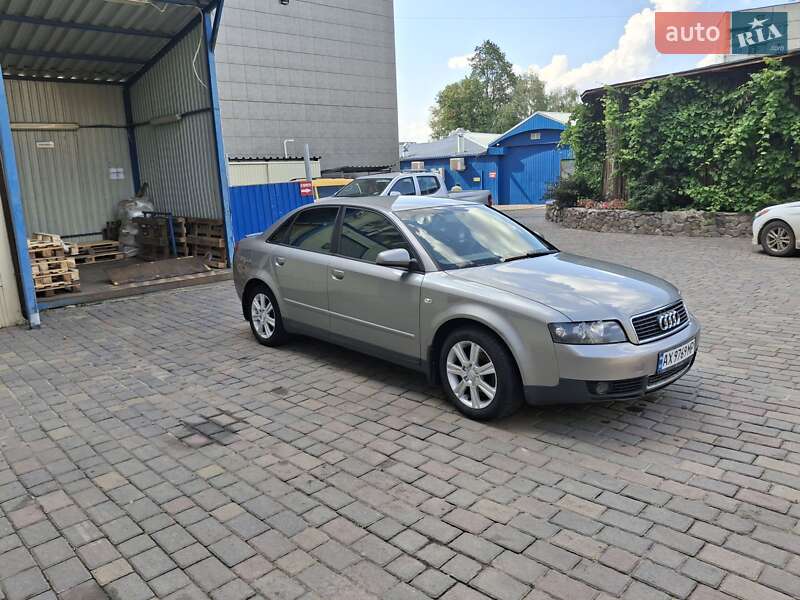 Седан Audi A4 2003 в Харькове