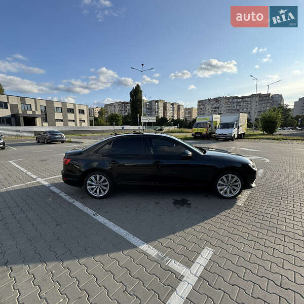 Седан Audi A4 2016 в Киеве