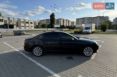 Седан Audi A4 2016 в 