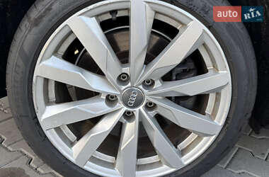 Седан Audi A4 2016 в 