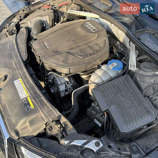 Седан Audi A4 2016 в Киеве