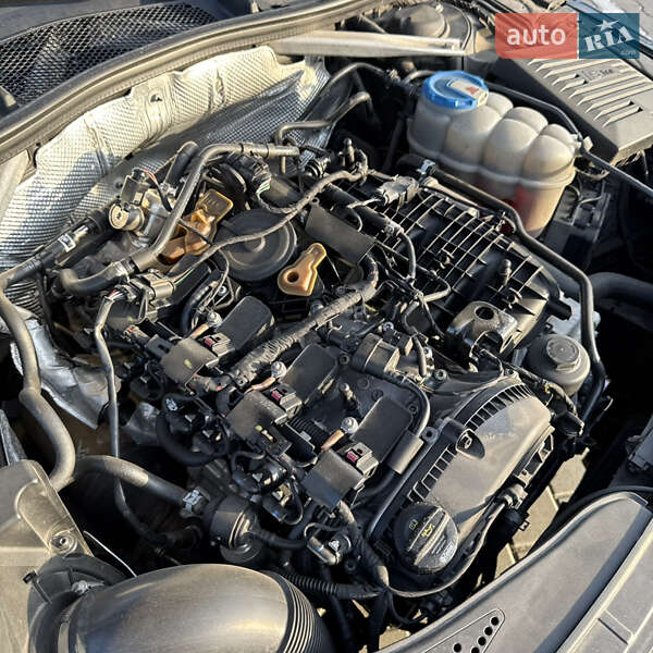 Седан Audi A4 2016 в Киеве