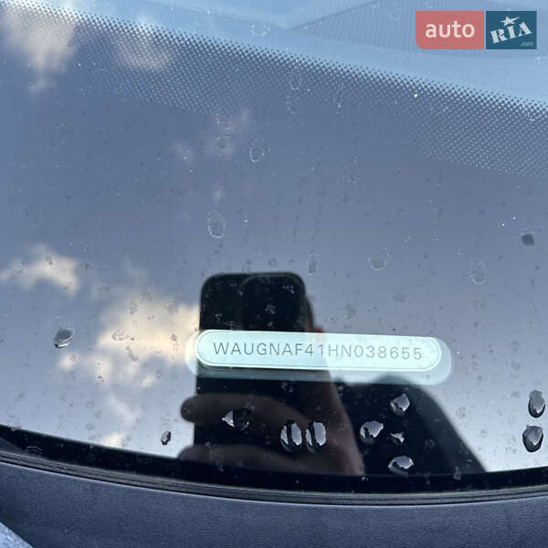 Седан Audi A4 2016 в Киеве