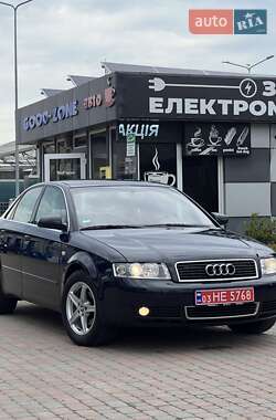 Седан Audi A4 2003 в 