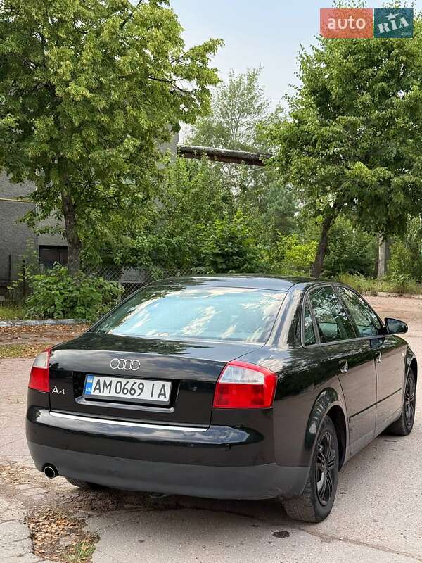 Седан Audi A4 2001 в Житомире