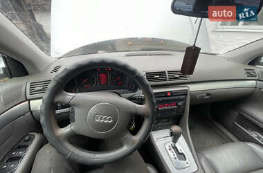 Седан Audi A4 2002 в 