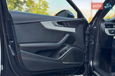 Седан Audi A4 2016 в 