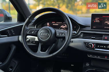 Седан Audi A4 2016 в 