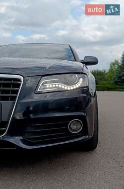 Седан Audi A4 2012 в 
