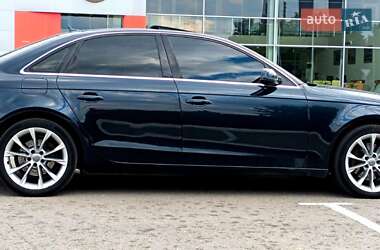 Седан Audi A4 2012 в 