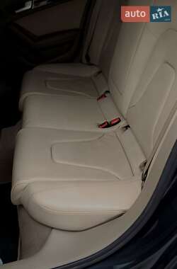 Седан Audi A4 2012 в 