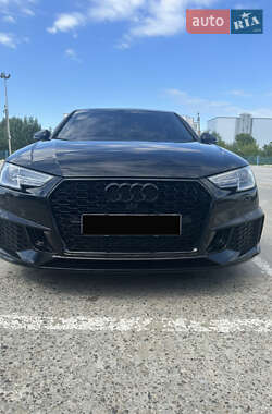 Седан Audi A4 2016 в Чернівцях