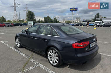 Седан Audi A4 2012 в 