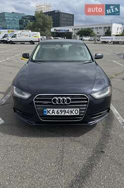Седан Audi A4 2012 в 