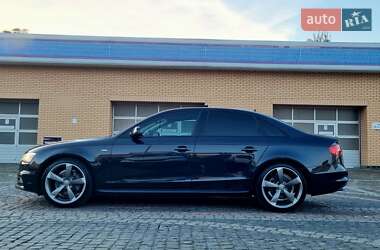 Седан Audi A4 2013 в 