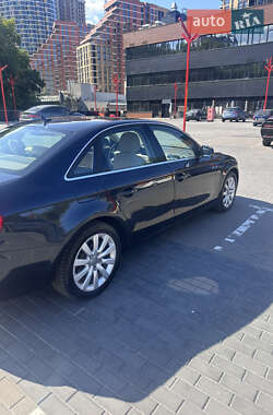 Седан Audi A4 2013 в 